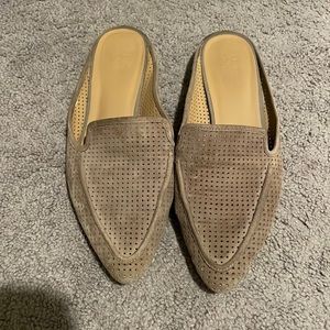 - Slip ons, worn in and fit a bit smaller than your typical size 9